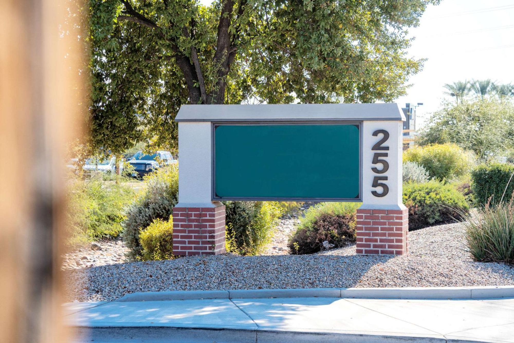 Quality Inn Chandler I-10 Exterior photo